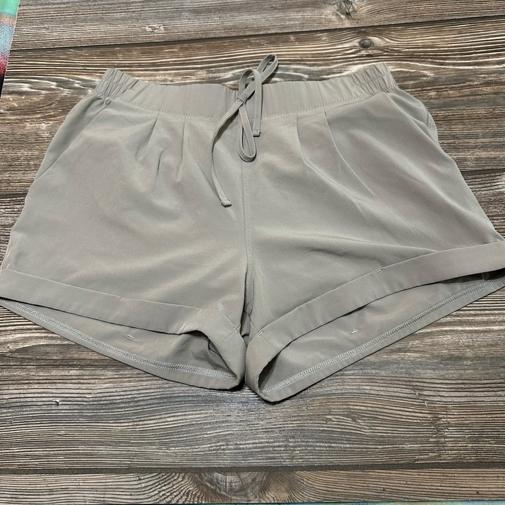 ZYIA Active Dune Summer Shorts